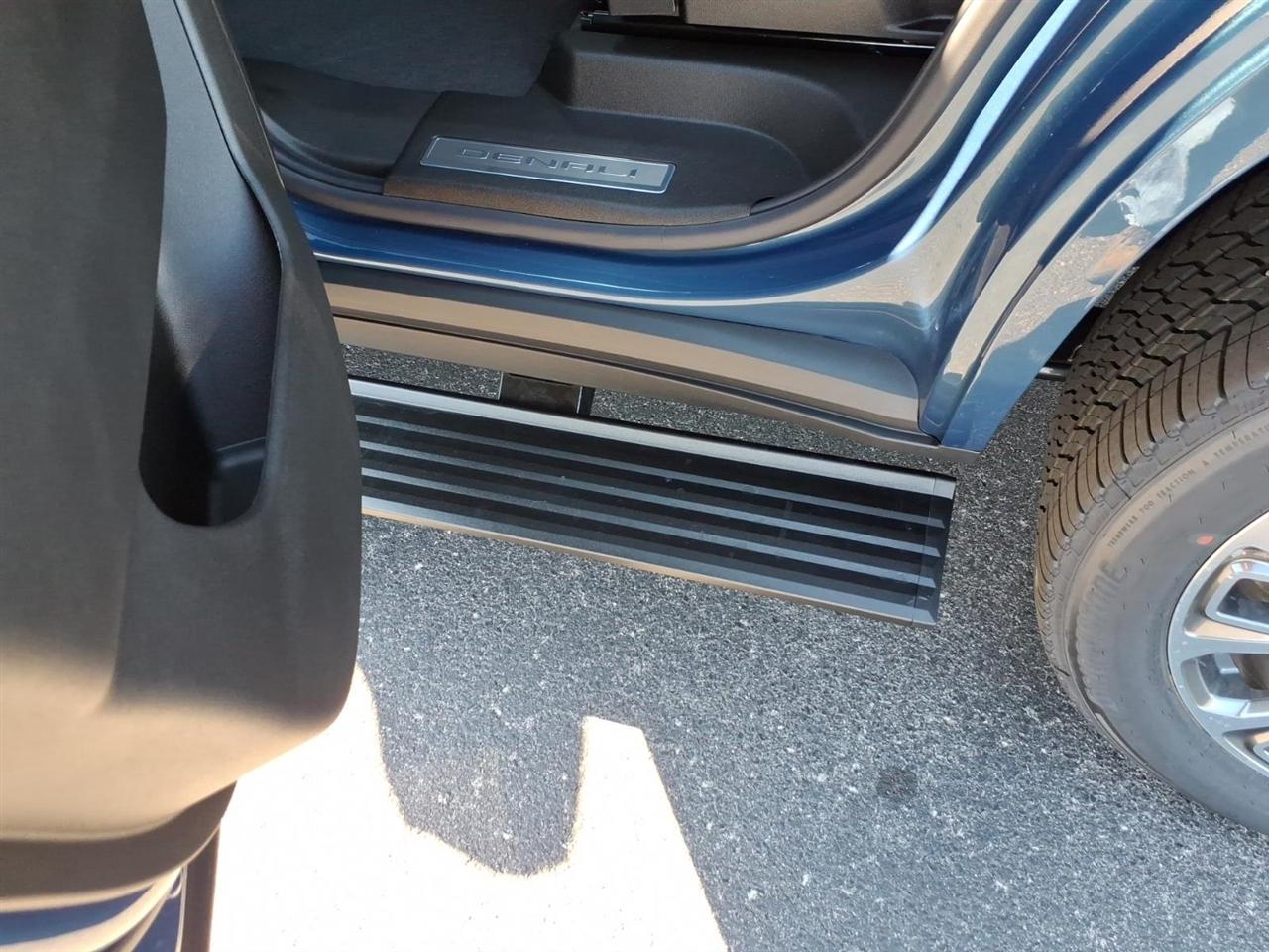 GMC Yukon 4WD 4dr Denali 2026