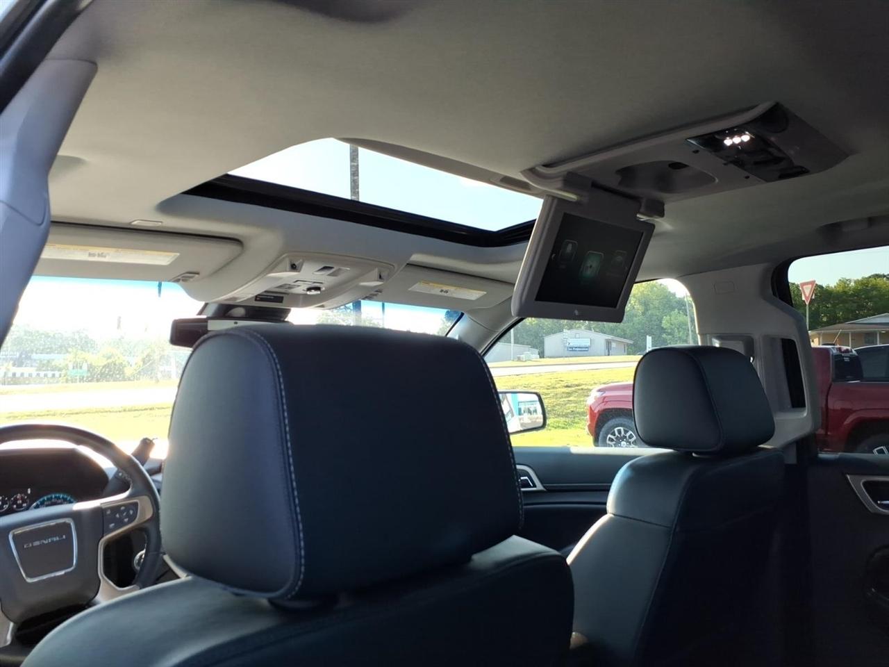 GMC Yukon 4WD 4dr Denali 2019