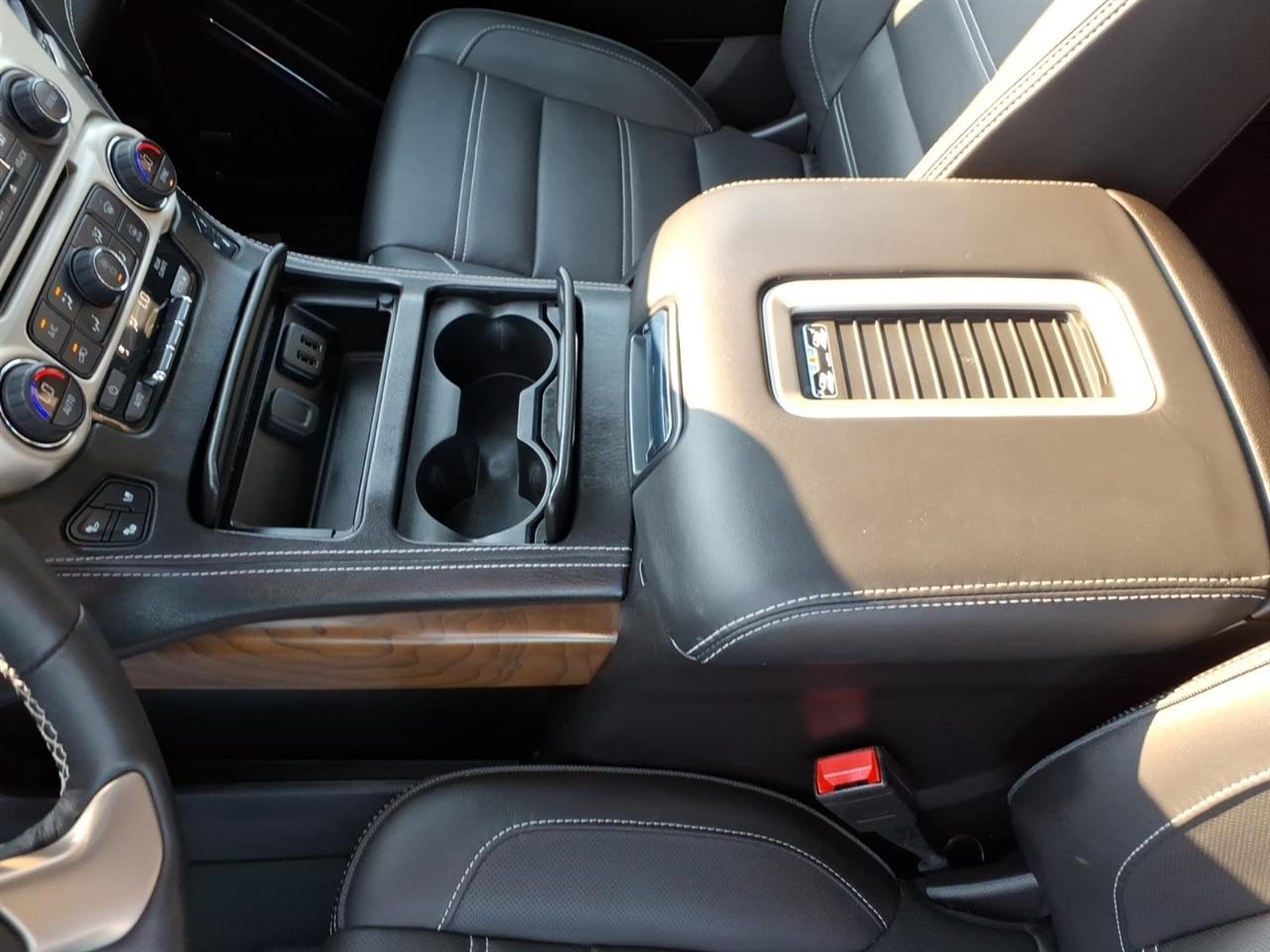 GMC Yukon 4WD 4dr Denali 2019