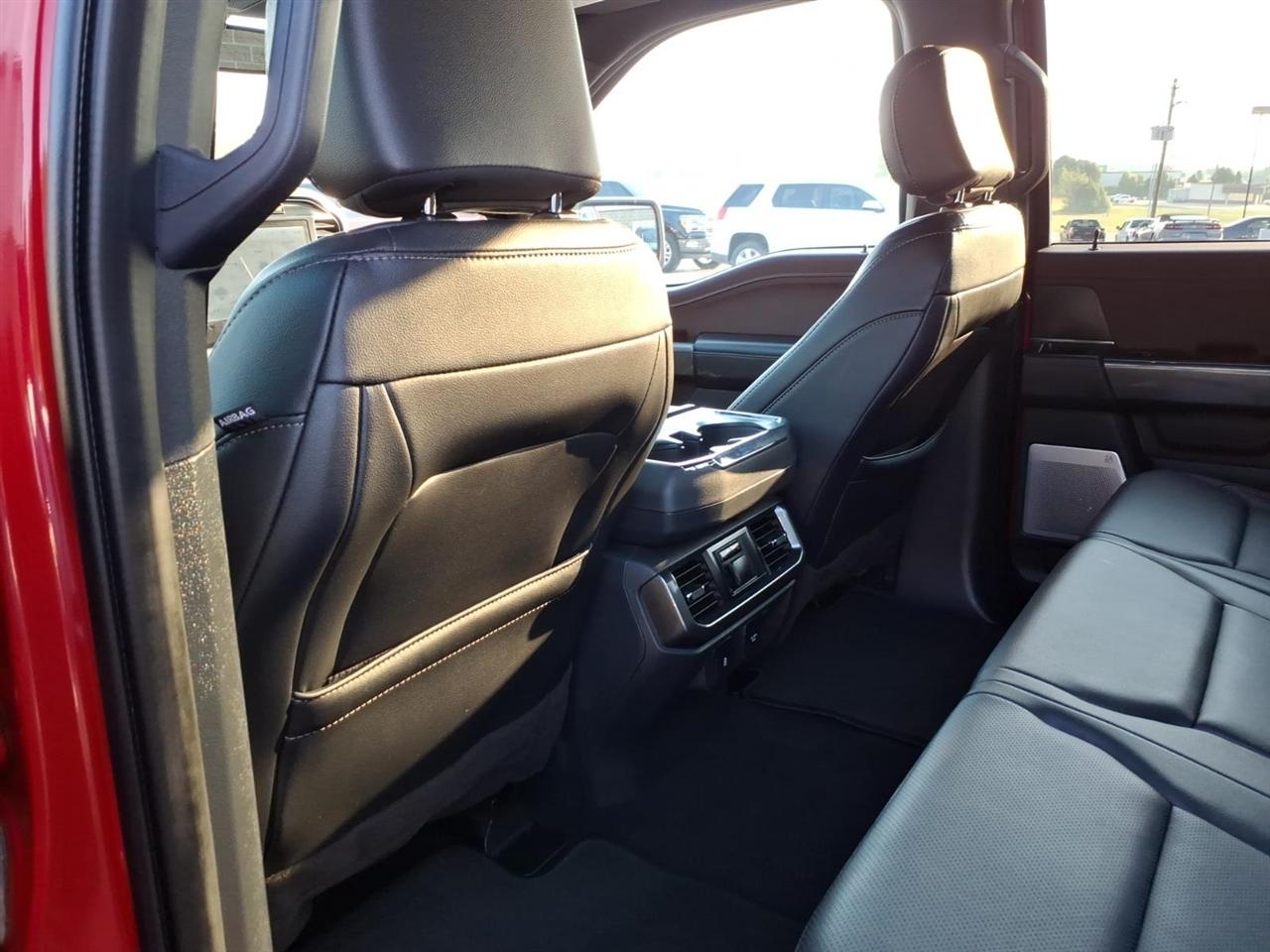 Ford F-150 King Ranch 4WD SuperCrew 5.5' Box 2023