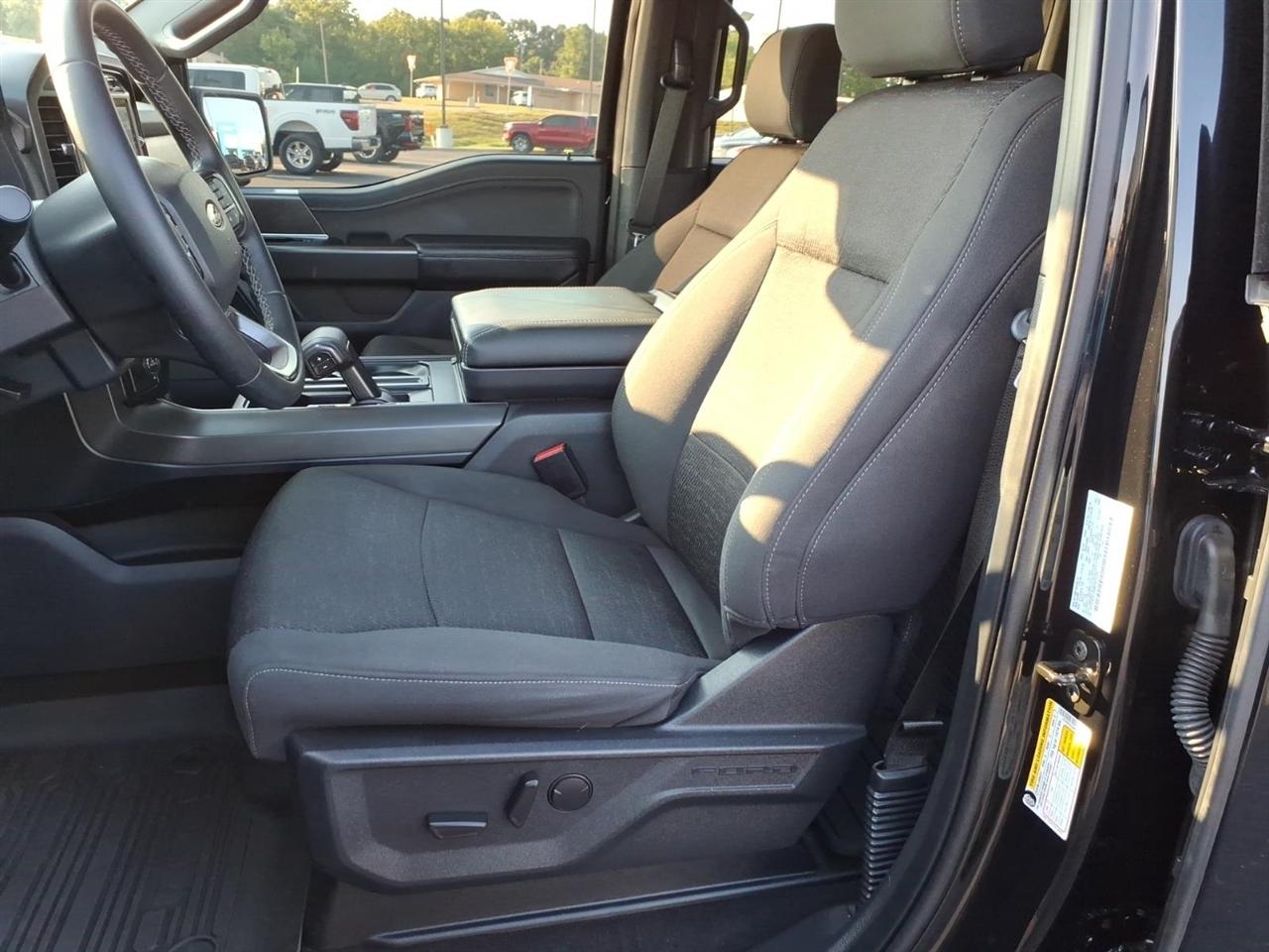 Ford F-150 XLT 4WD SuperCrew 5.5' Box 2024