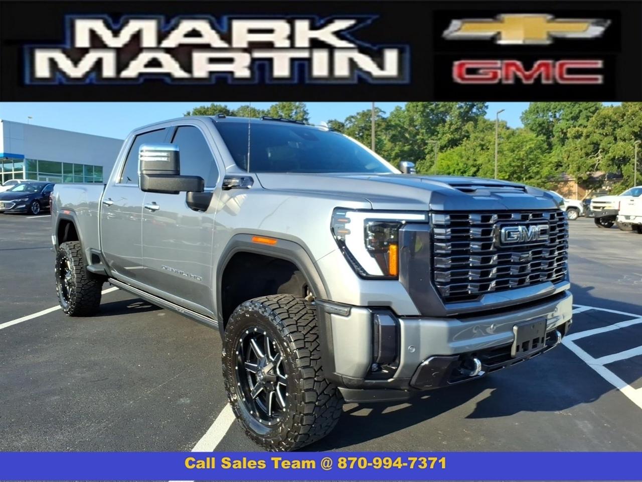 GMC Sierra 3500HD 4WD Crew Cab 159" Denali Ultimate 2024