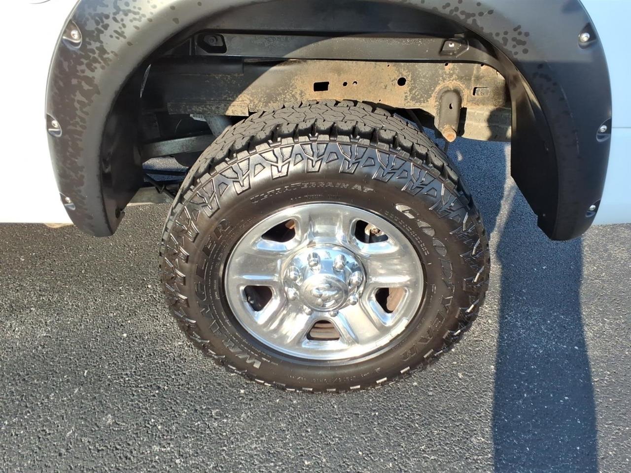 RAM 2500 SLT 4x4 Crew Cab 6'4" Box 2018