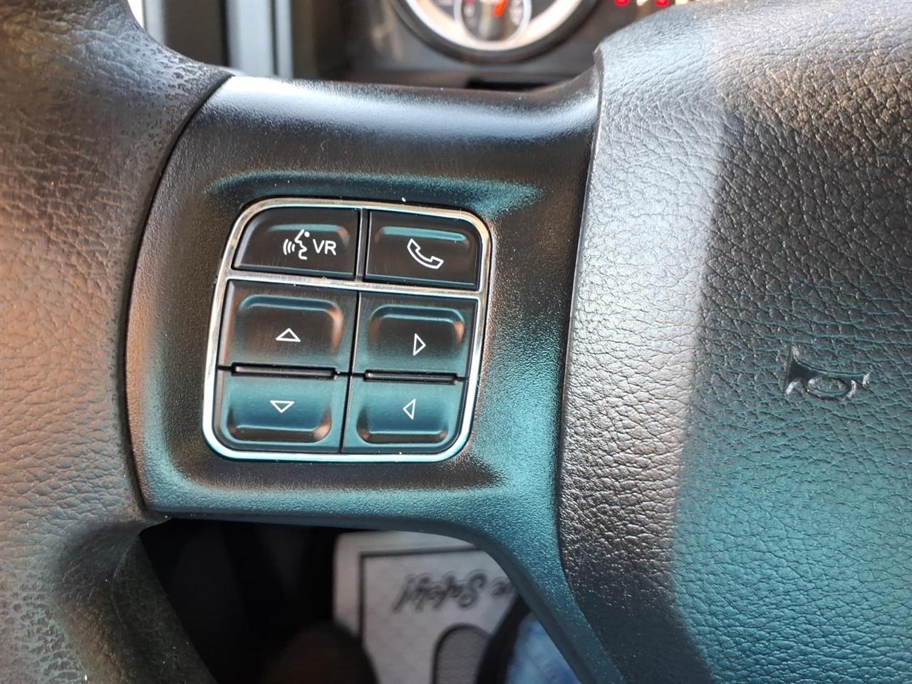 RAM 2500 SLT 4x4 Crew Cab 6'4" Box 2018