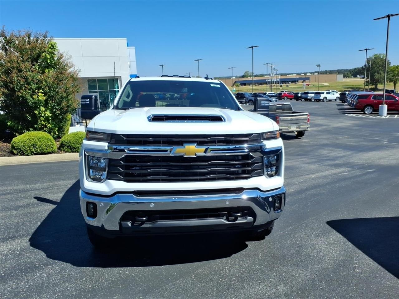 Chevrolet Silverado 2500HD 4WD Crew Cab 159" LT 2026
