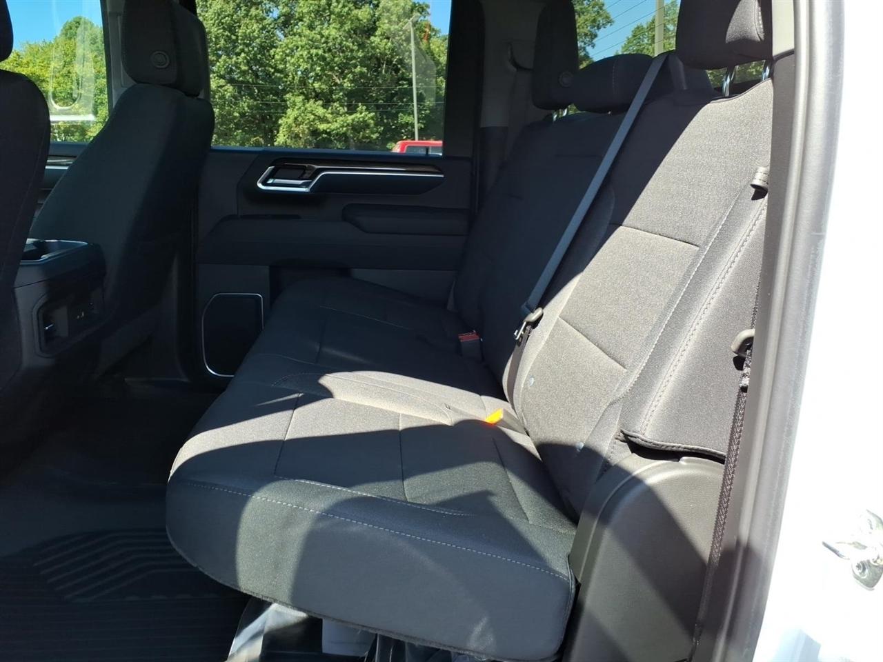 Chevrolet Silverado 2500HD 4WD Crew Cab 159" LT 2026