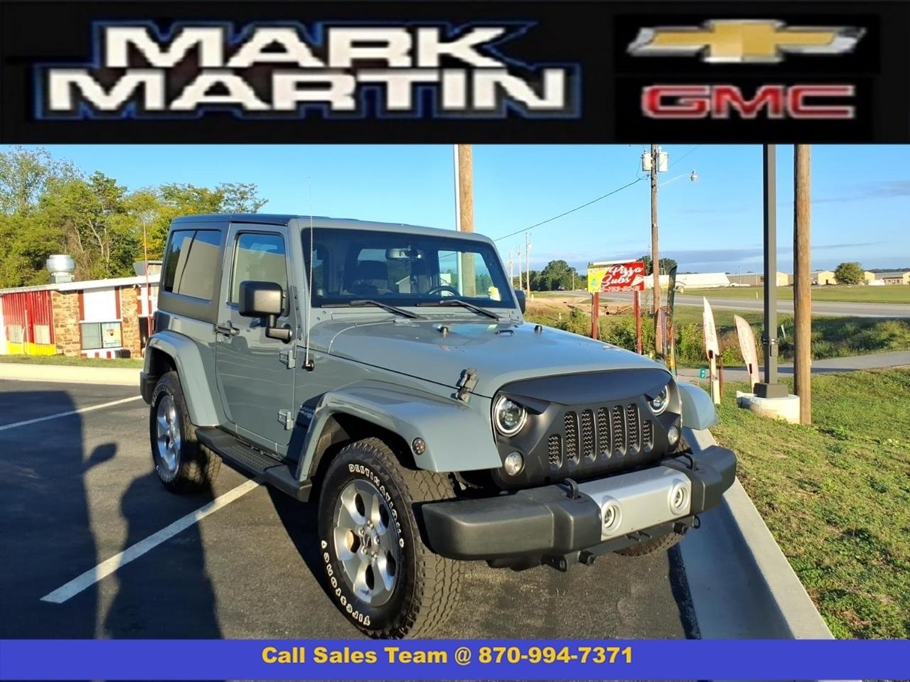 Jeep Wrangler 4WD 2dr Sahara 2014