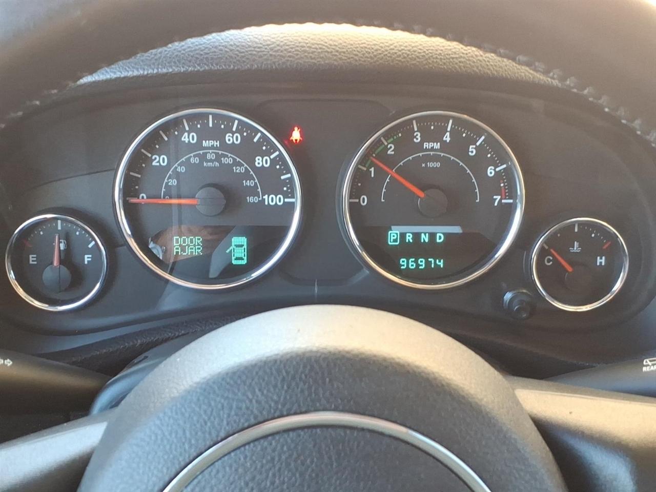 Jeep Wrangler 4WD 2dr Sahara 2014