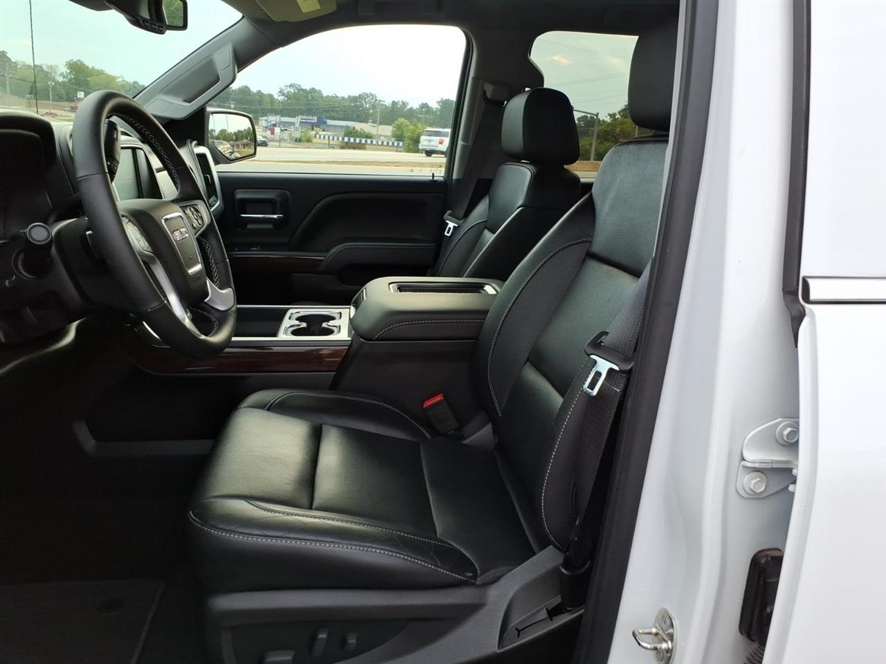 GMC Sierra 1500 4WD Crew Cab 143.5" SLT 2018