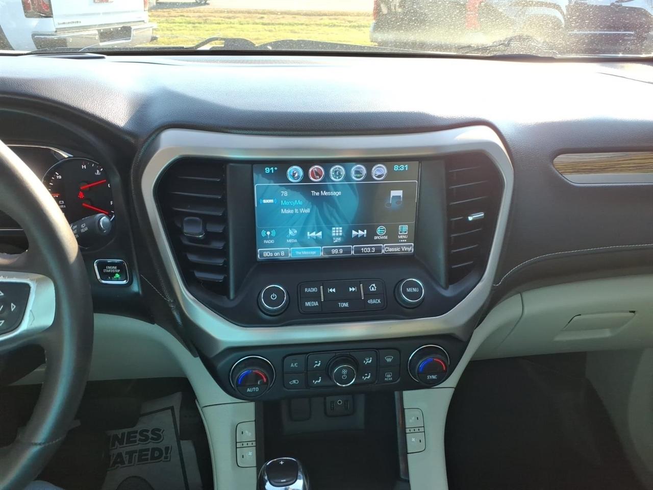 GMC Acadia FWD 4dr Denali 2017