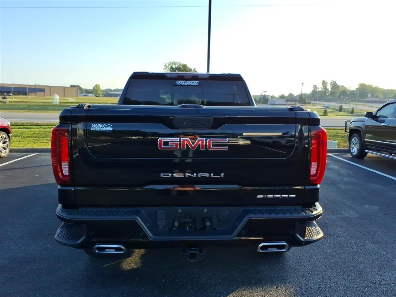 GMC Sierra 1500 4WD Crew Cab 147" Denali 2021