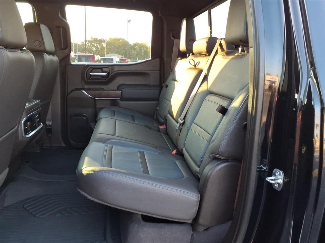 GMC Sierra 1500 4WD Crew Cab 147" Denali 2021