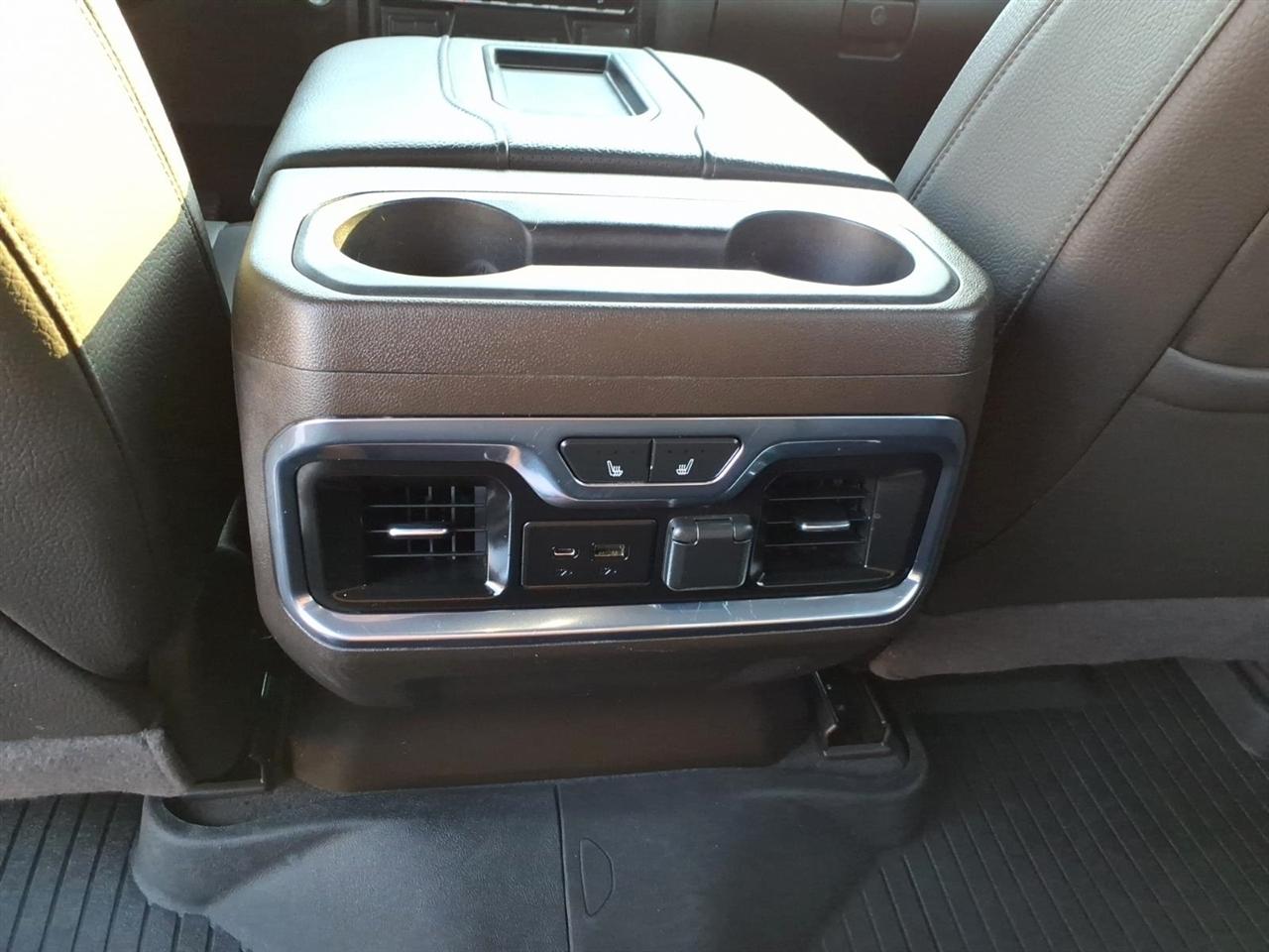 GMC Sierra 1500 4WD Crew Cab 147" Denali 2021