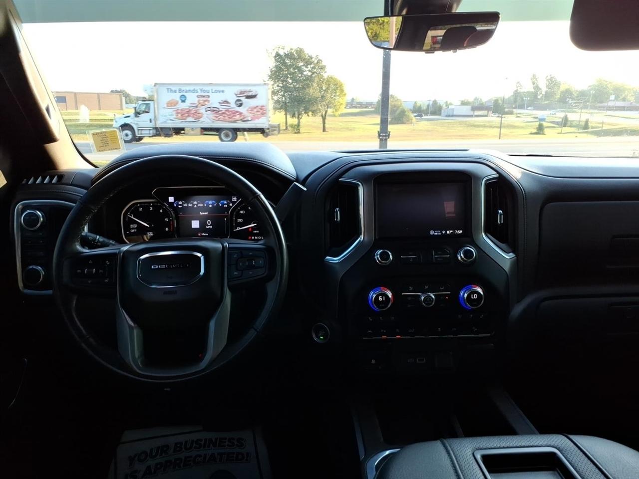 GMC Sierra 1500 4WD Crew Cab 147" Denali 2021