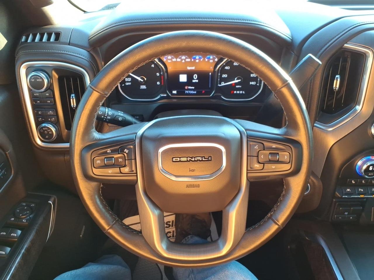 GMC Sierra 1500 4WD Crew Cab 147" Denali 2021