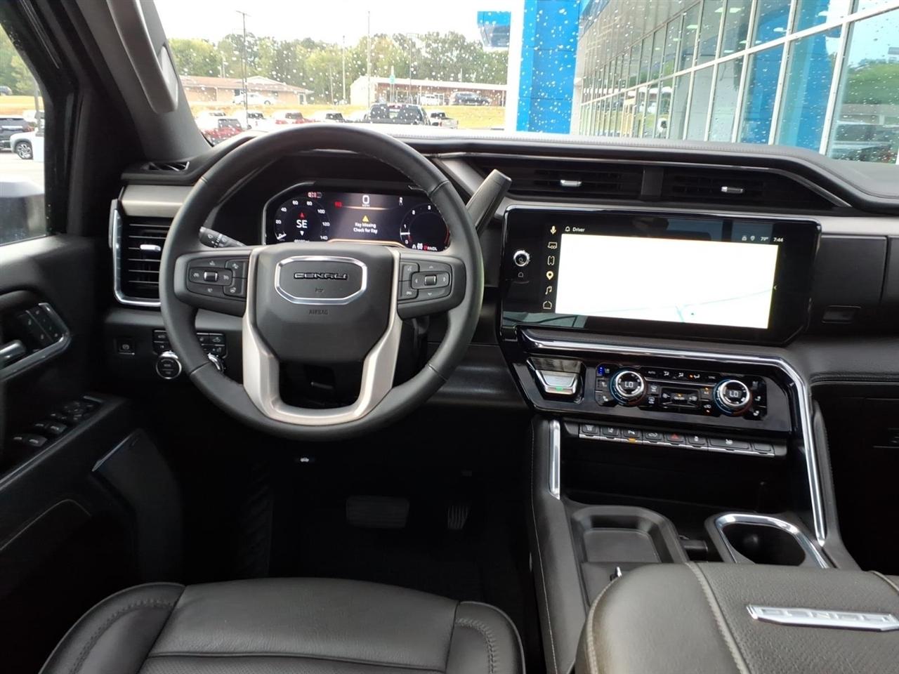GMC Sierra 3500HD 4WD Crew Cab 172" Denali 2025