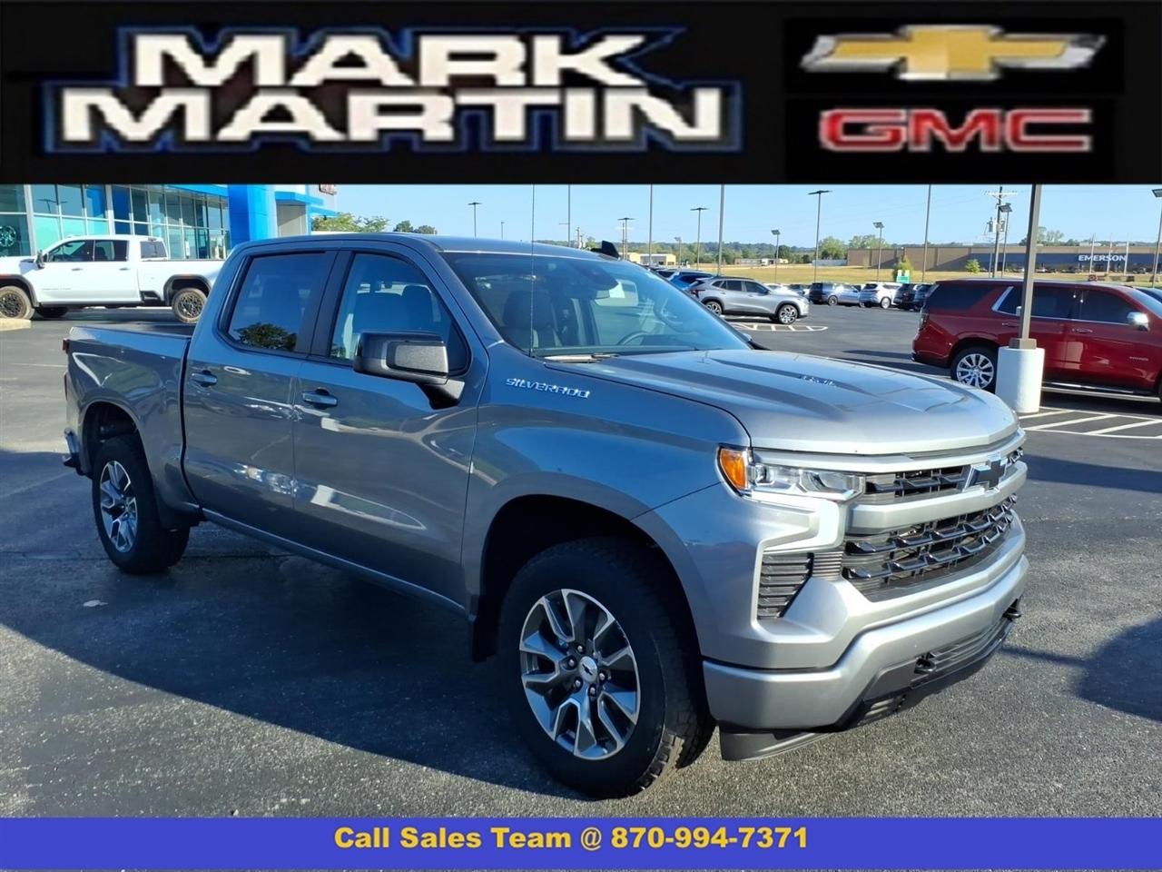 2026 Chevrolet Silverado 1500 4WD Crew Cab 147" RST