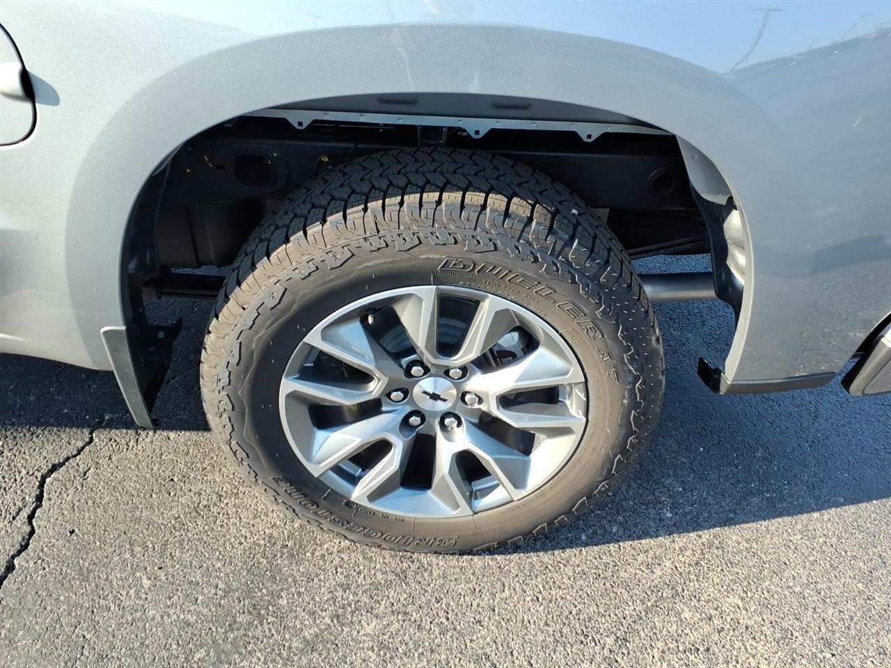 Chevrolet Silverado 1500 4WD Crew Cab 147" RST 2026