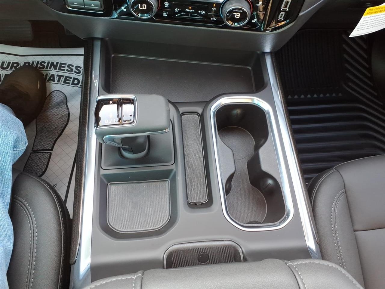 Chevrolet Silverado 1500 4WD Crew Cab 147" RST 2026