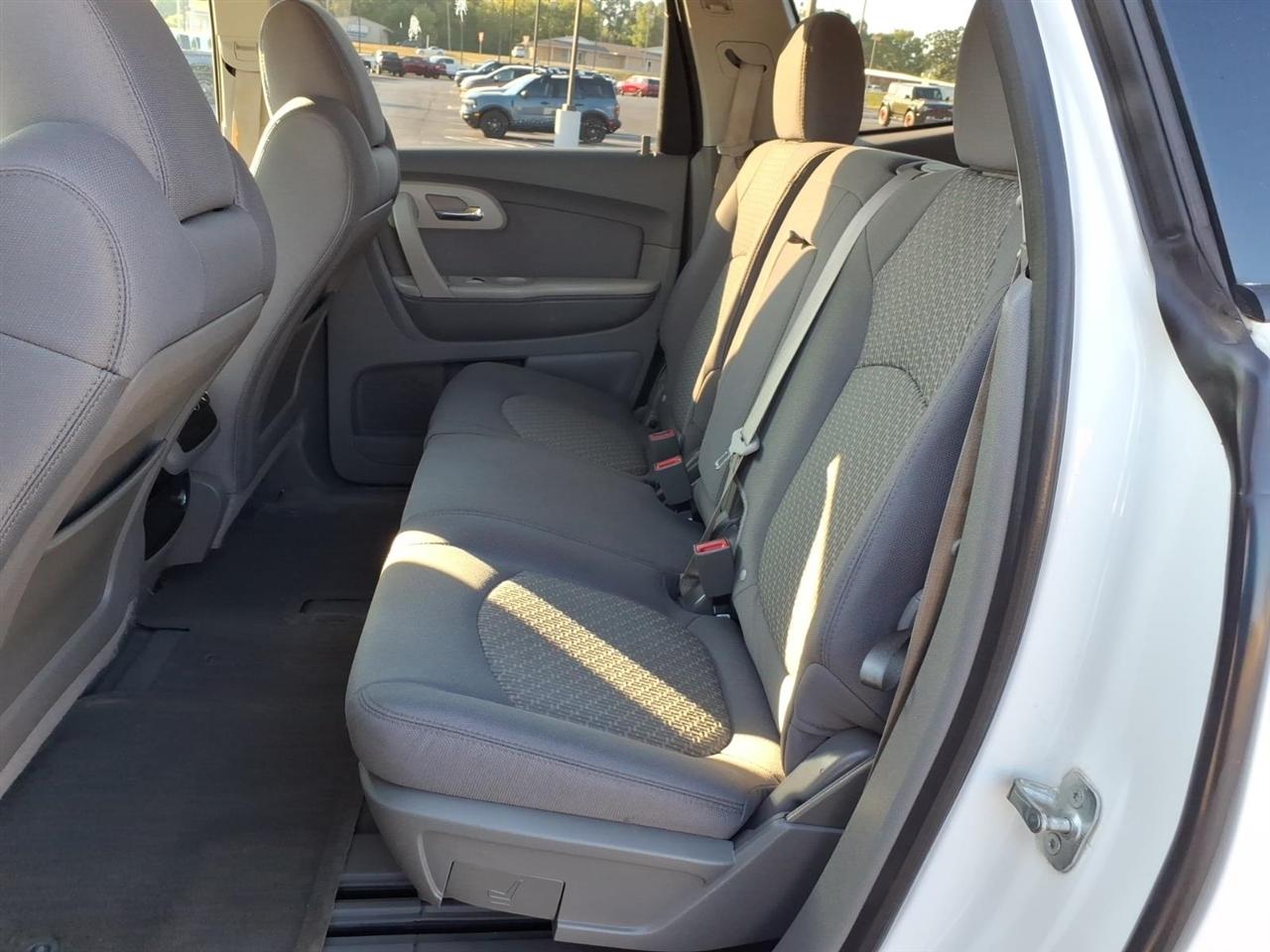 Chevrolet Traverse AWD 4dr LS 2012