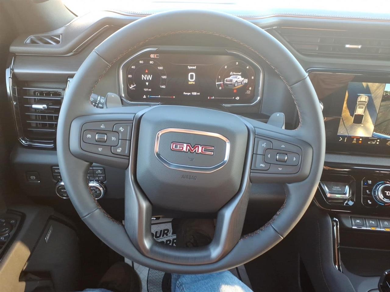 GMC Sierra 1500 4WD Crew Cab 147" AT4 2026