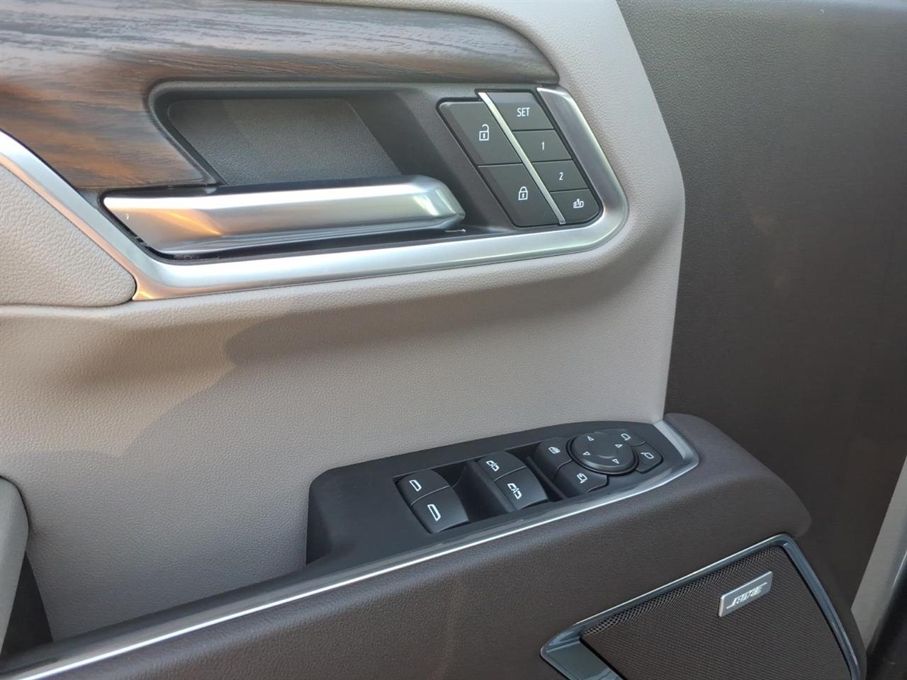 GMC Sierra 1500 4WD Crew Cab 147" SLT 2026