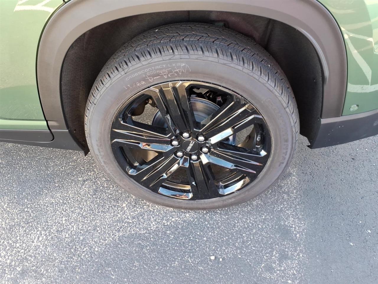 GMC Acadia FWD 4dr Elevation 2027