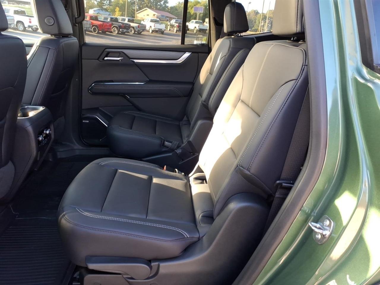 GMC Acadia FWD 4dr Elevation 2027