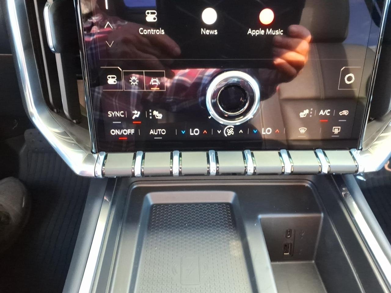 GMC Acadia FWD 4dr Elevation 2027