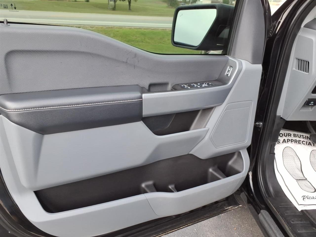 Ford F-150 King Ranch 4WD SuperCrew 5.5' Box 2023