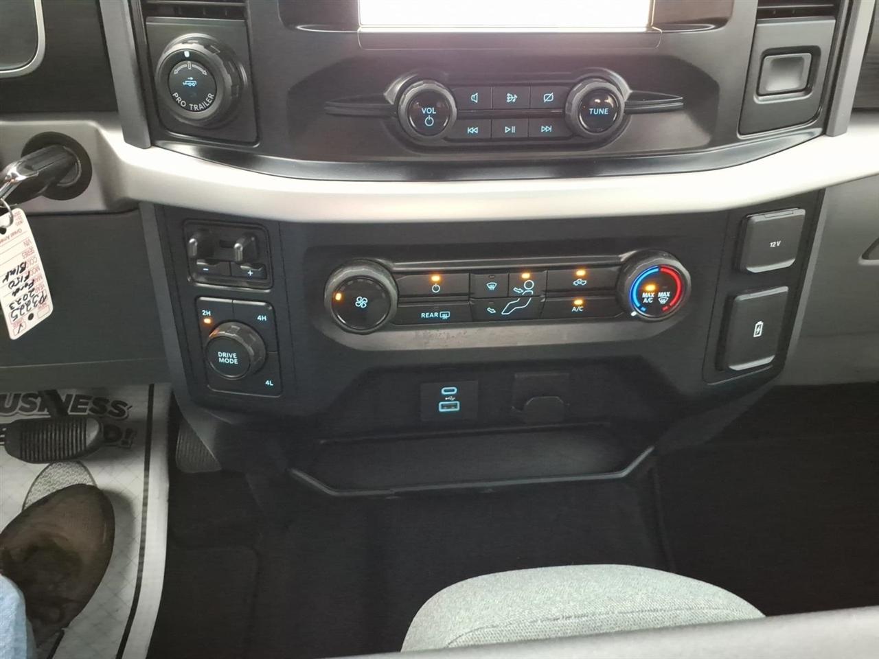 Ford F-150 King Ranch 4WD SuperCrew 5.5' Box 2023