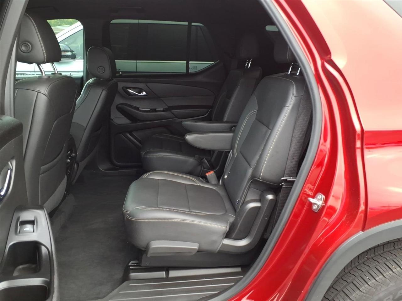 Chevrolet Traverse FWD 4dr LT Leather 2023