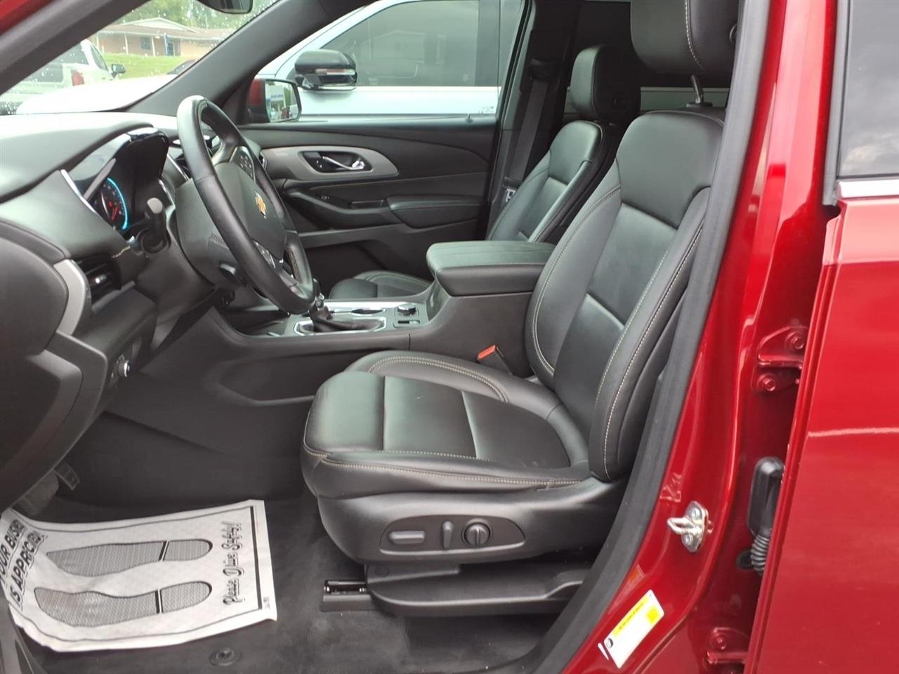 Chevrolet Traverse FWD 4dr LT Leather 2023