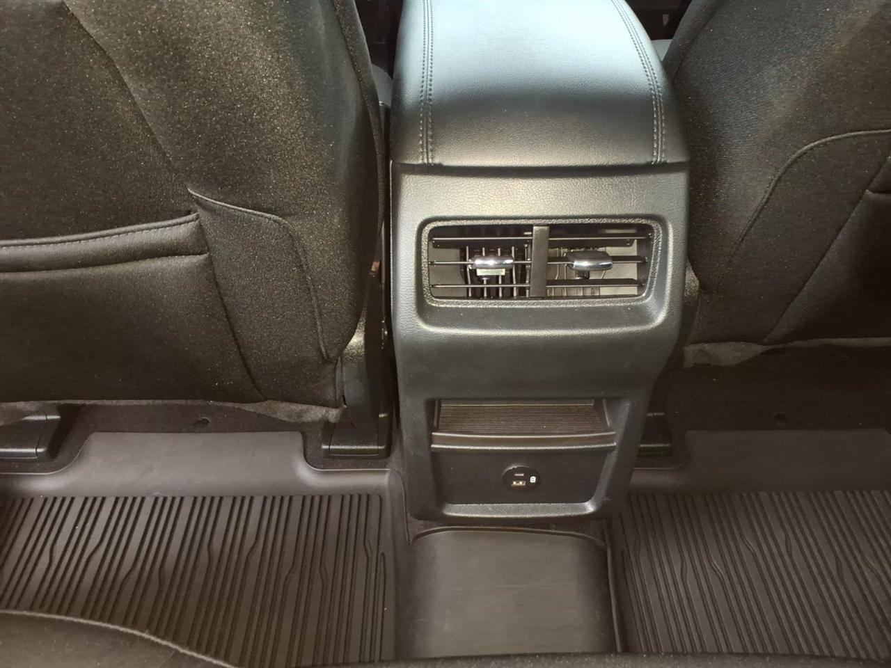 Ford Edge SE AWD 2022