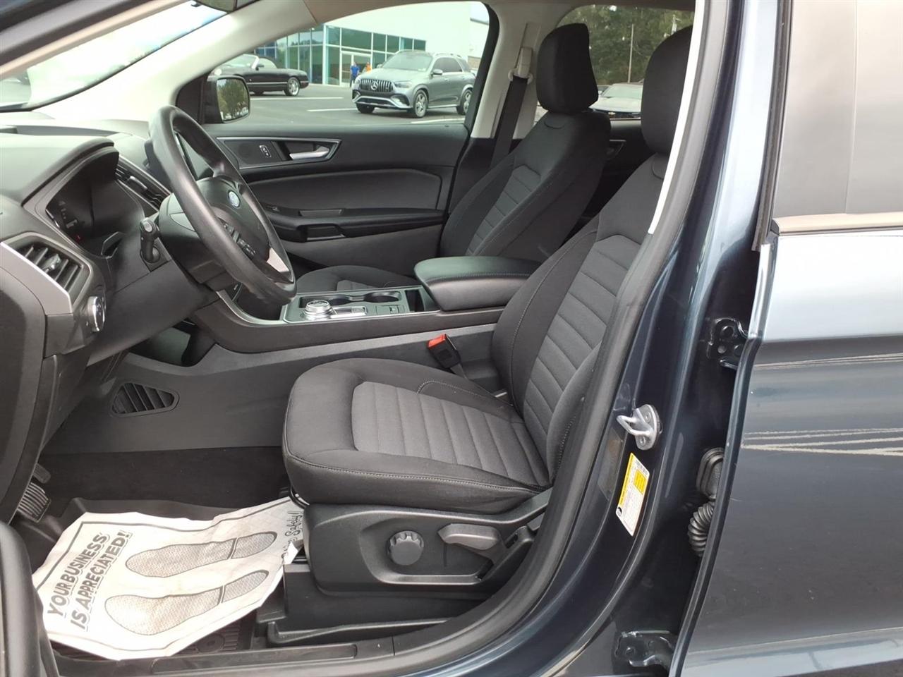 Ford Edge SE AWD 2022