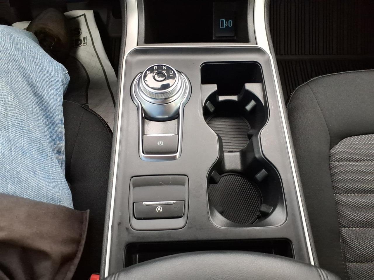 Ford Edge SE AWD 2022