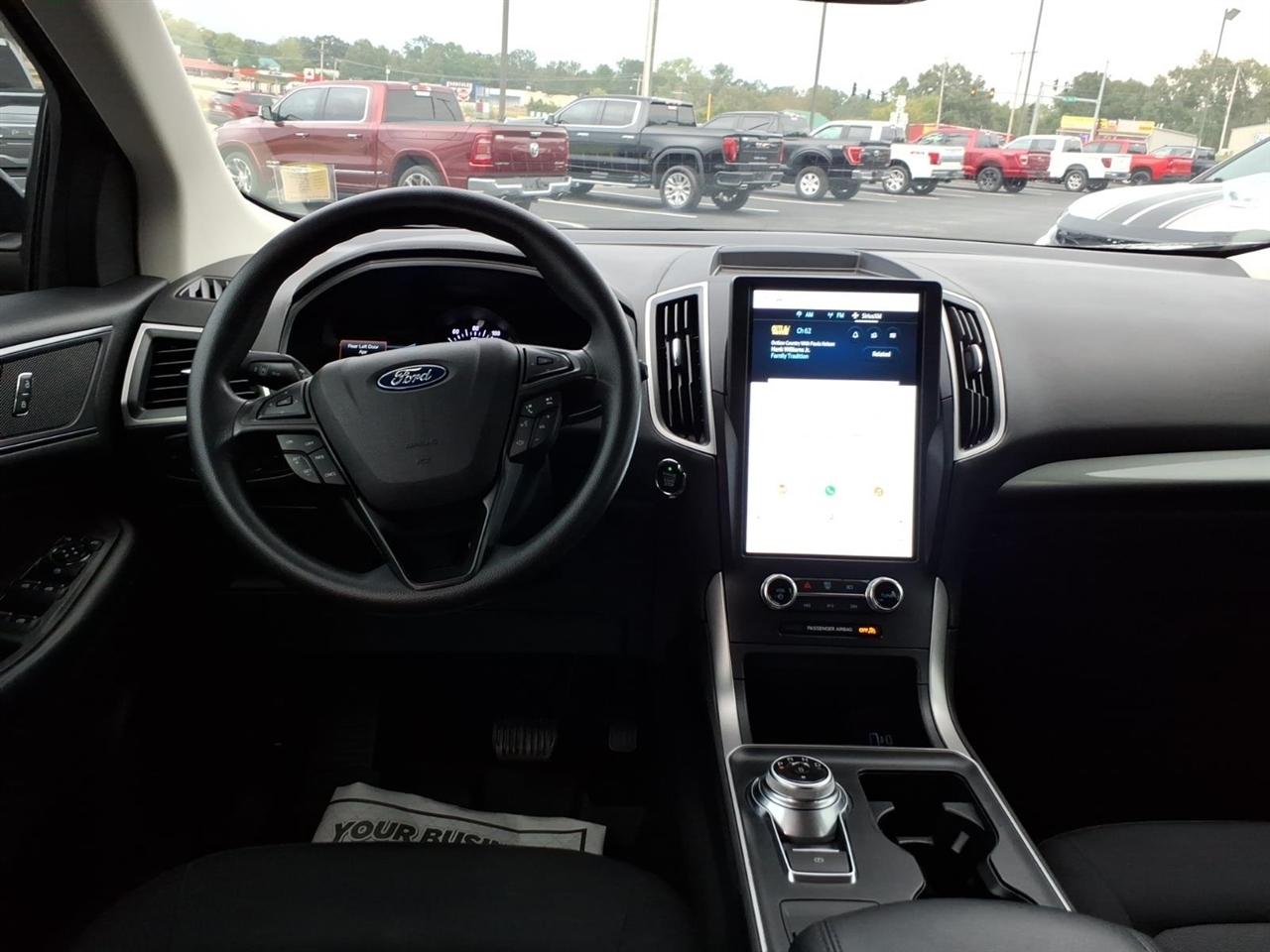 Ford Edge SE AWD 2022
