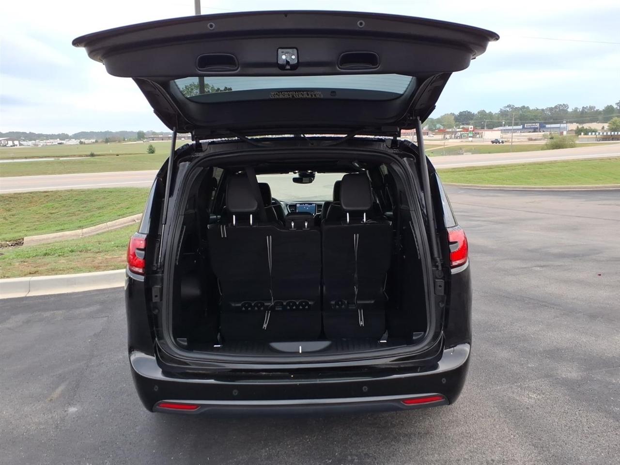 Chrysler Pacifica Limited FWD 2025