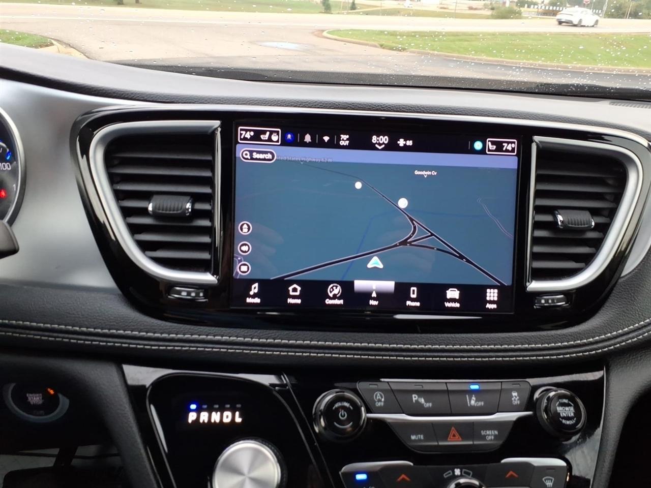 Chrysler Pacifica Limited FWD 2025