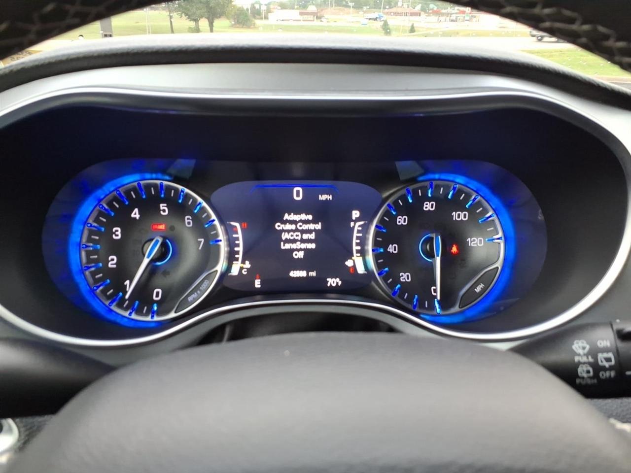 Chrysler Pacifica Limited FWD 2025
