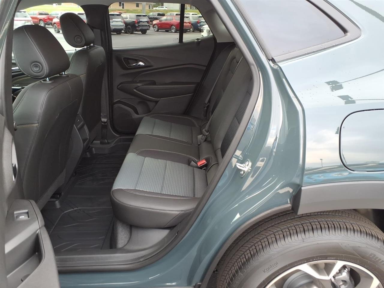 Chevrolet Trax FWD 4dr LT 2026