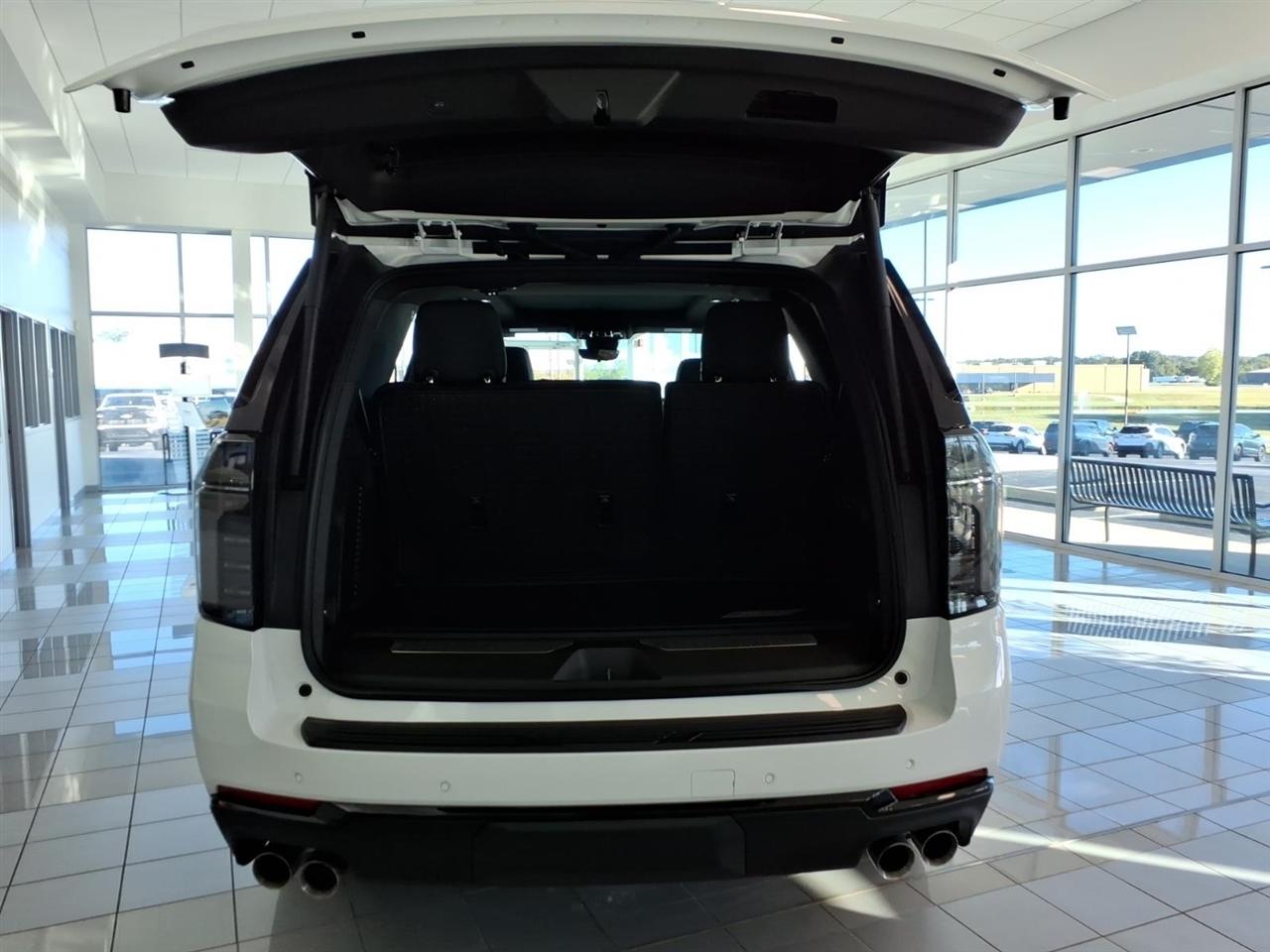 Chevrolet Tahoe 4WD 4dr Z71 2026