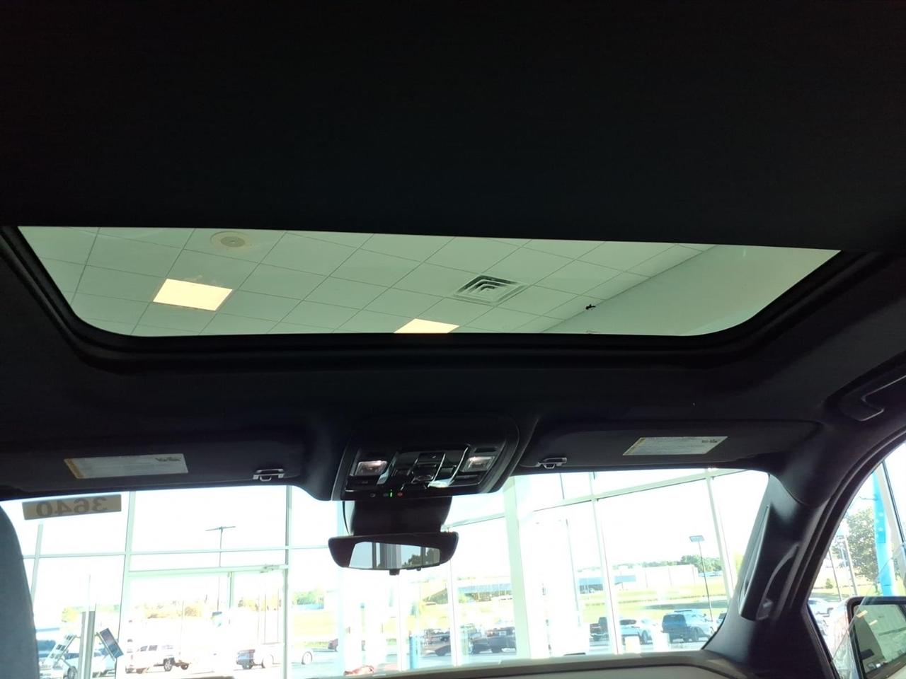 Chevrolet Tahoe 4WD 4dr Z71 2026