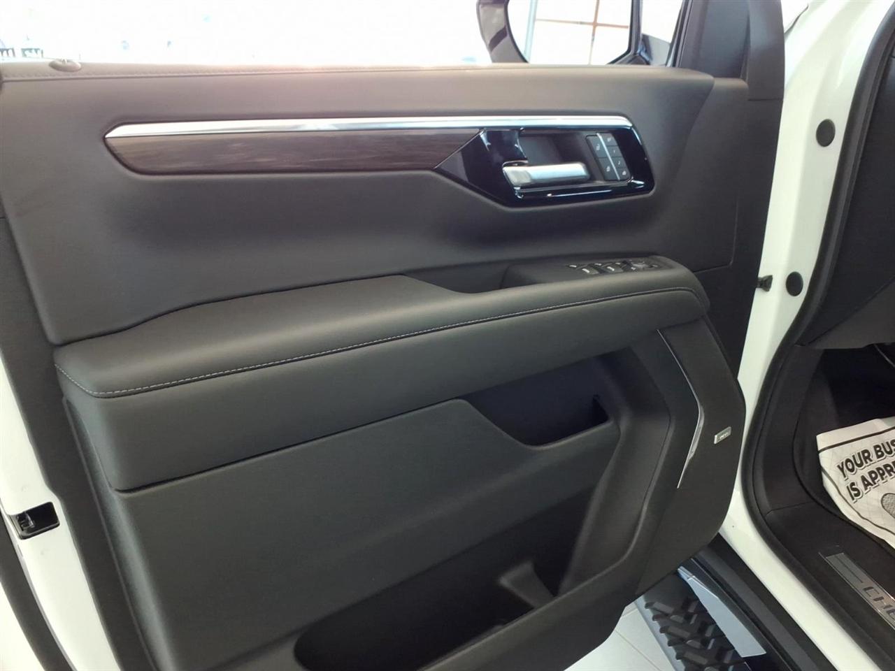 Chevrolet Tahoe 4WD 4dr Z71 2026