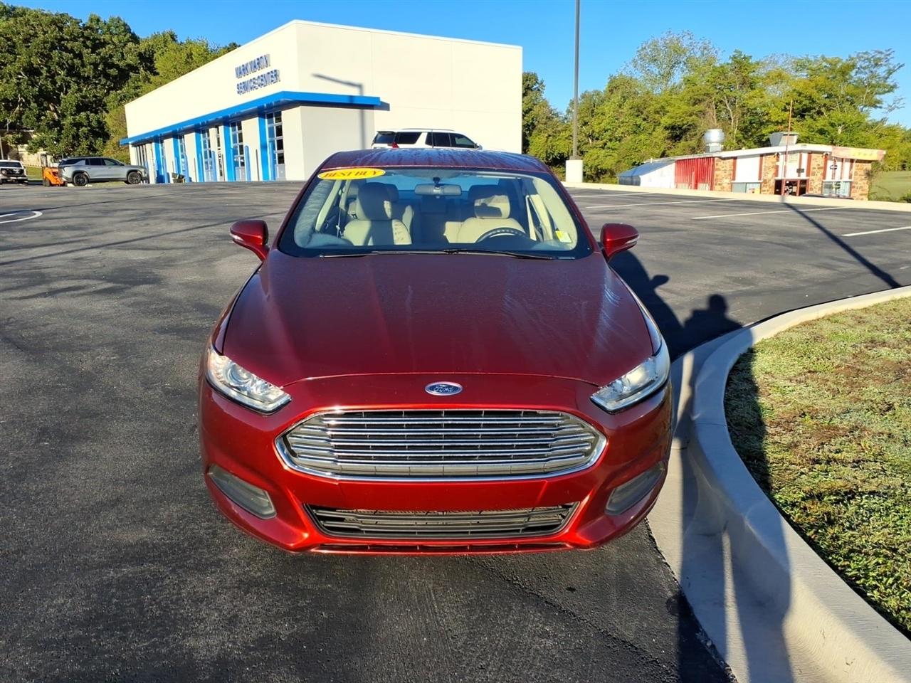 Ford Fusion 4dr Sdn SE FWD 2014