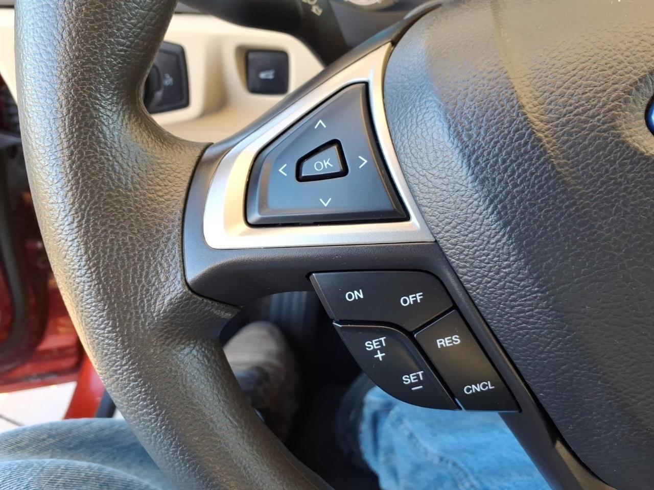 Ford Fusion 4dr Sdn SE FWD 2014