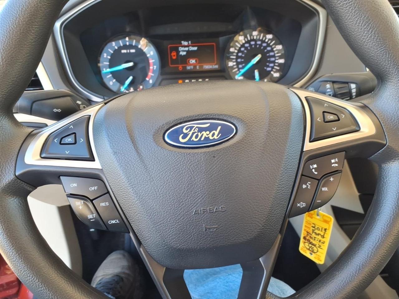 Ford Fusion 4dr Sdn SE FWD 2014