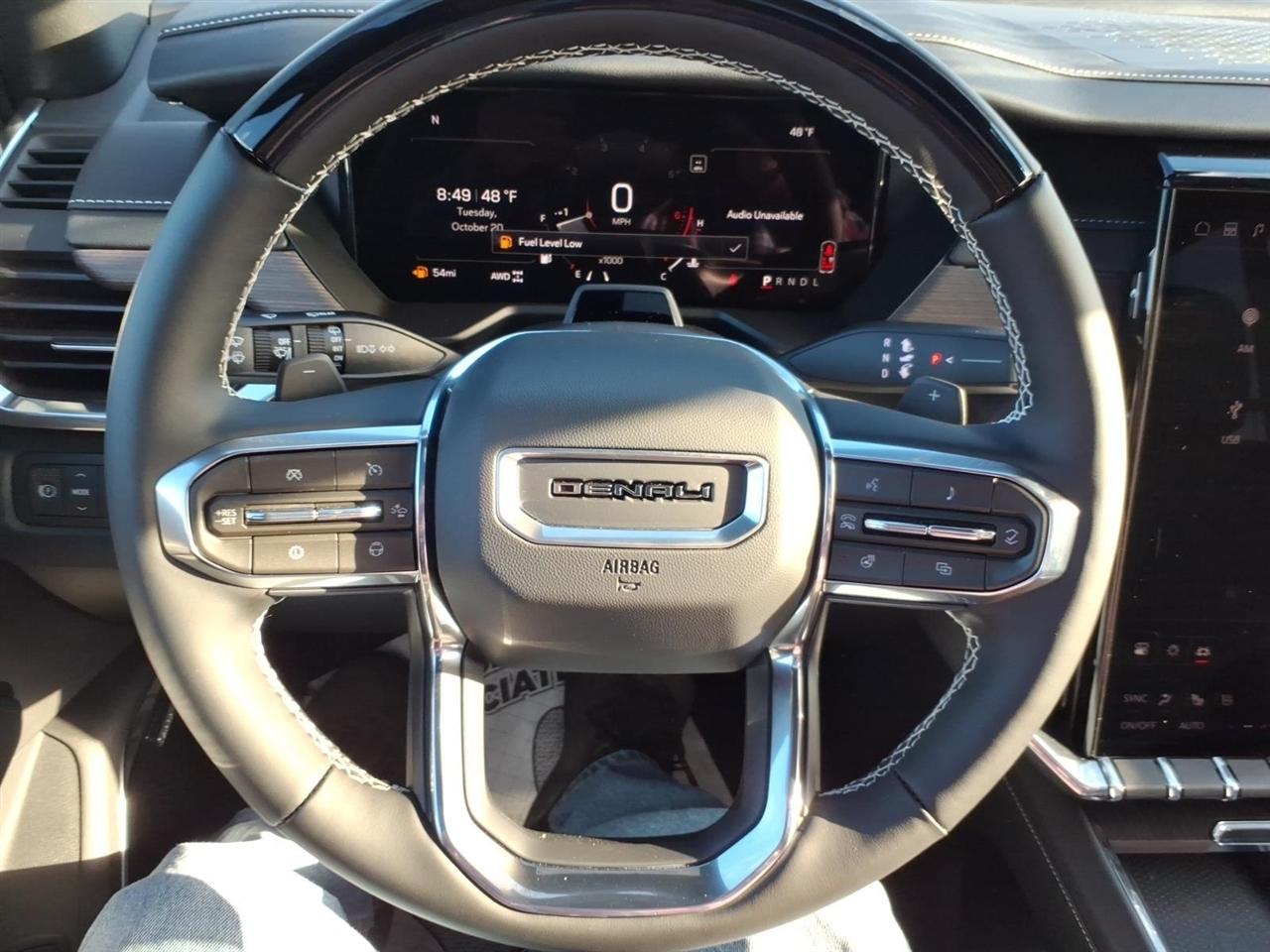 GMC Acadia AWD 4dr Denali 2027