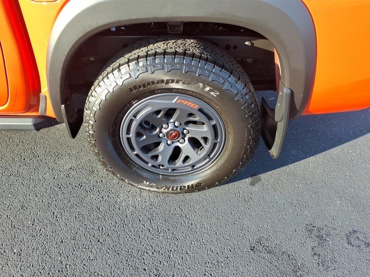 Nissan Frontier Crew Cab 4x4 PRO-4X 2025