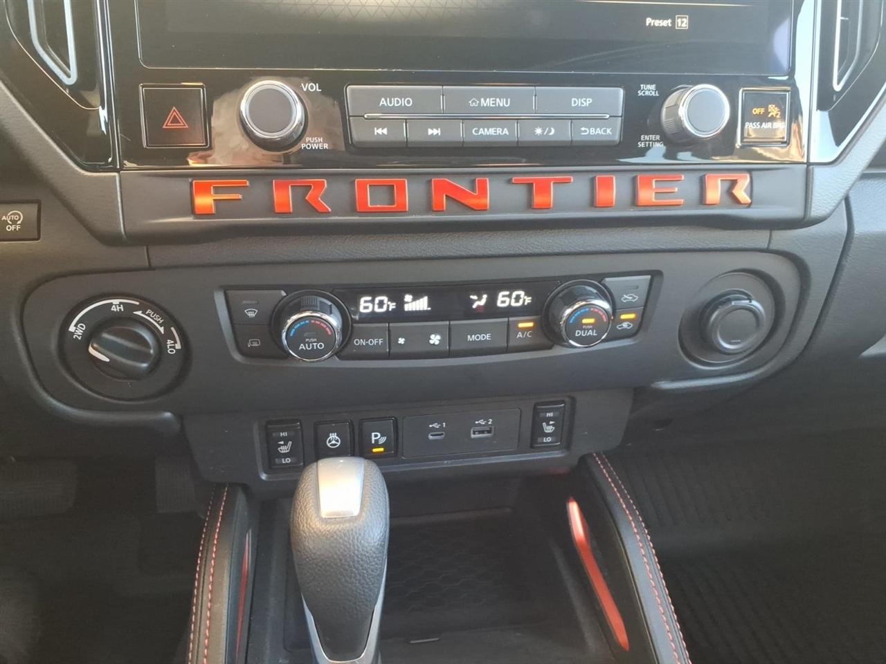 Nissan Frontier Crew Cab 4x4 PRO-4X 2025